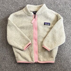 Patagonia Beige Fleece Jacket with Pink Details